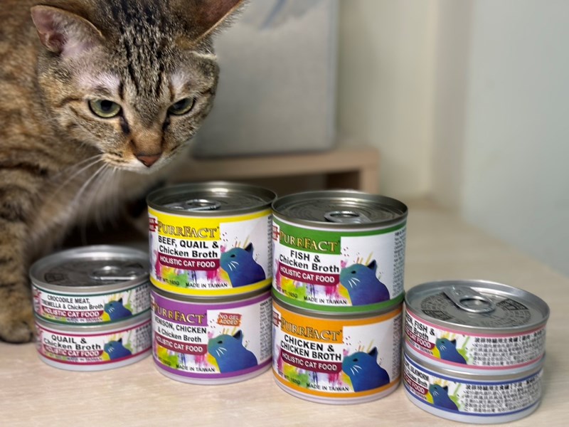 女人知己試用大隊,口碑行銷,部落客行銷,PURRFACT 波菲特貓用主食罐,主食罐,PURRFACT波菲特,貓主食罐,貓罐,PURRFACT波菲特貓用主食罐,魚肉蔓越莓主食罐,鮮嫩雞主食罐,鹿肉雞肉主食罐,牛肉鵪鶉貓主食罐,干貝蠶蛹配方,鱷魚肉白木耳配方,雞肉魚肉配方,安心鶉配方,評價,體驗,適口性佳,心得,成貓適用,高齡貓適用,質地是慕絲狀